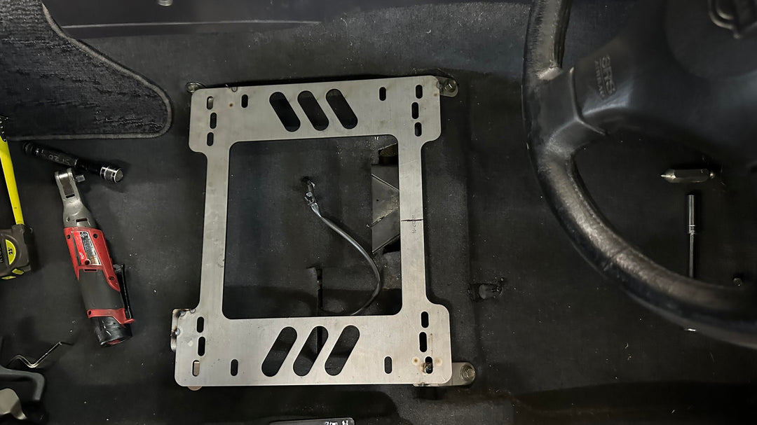 Planted Seat Bracket- Nissan Skyline [R34 Chassis] (1998-2005) - Driver (Right Side)